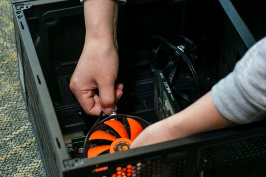 电子维修技术员的岗位职责