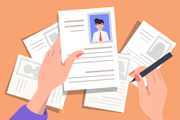 如何避免自我介绍中的语言过于平淡或夸张